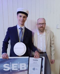 Läs mer om artikeln Cdoc delar ut arbetsmiljöstipendium på Vadsbo Gymnasiet – Grattis Willy Frisk!